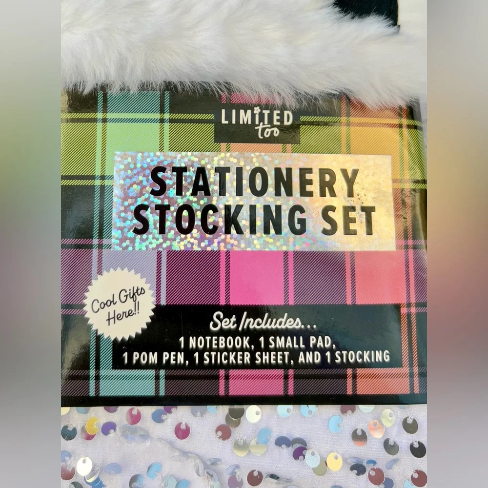 LIMITED too SEQUIN STOCKING and STATIONARY GIFT SET - Picture 3 of 9